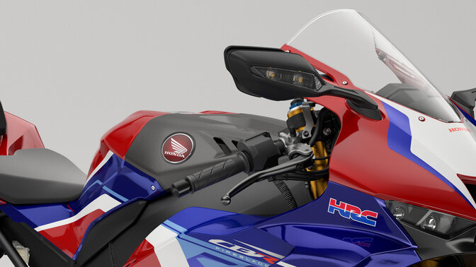 Honda CBR1000RR-R Fireblade SP s karbónovým krytom vzduchovej komory